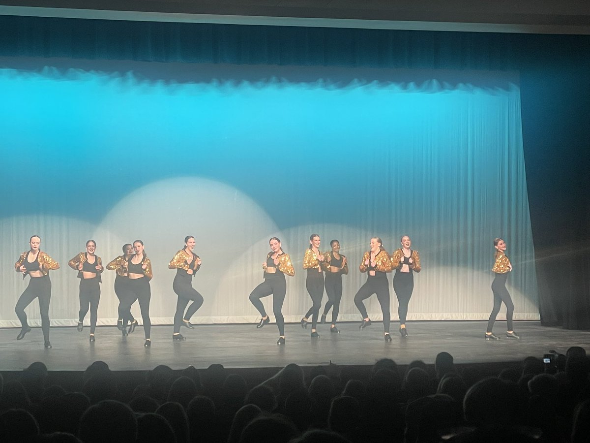 The @bengalbelles Spring Show is a must see. I enjoyed seeing their personalities come alive on stage.@ConsolHS #ConsolConnection