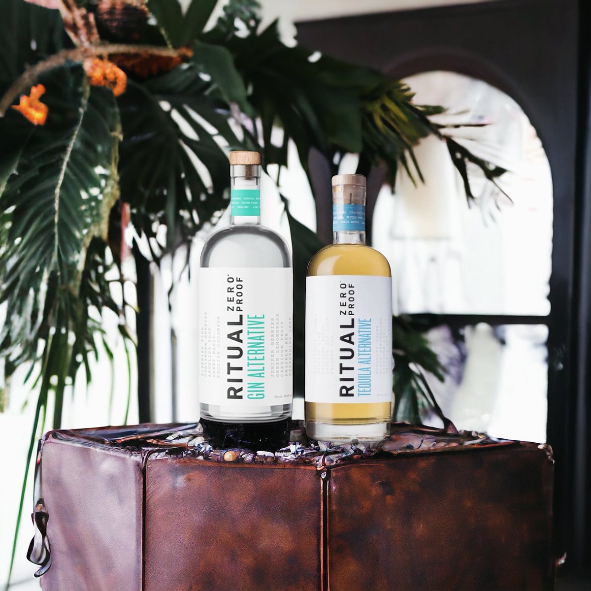 IdealEvents2016's tweet photo. Celebrate #EarthMonth responsibly with flavorful zero-proof spirits at select @jewelosco in Chicagoland this weekend! Explore the exquisite flavors of @ritualzeroproof collection, guided by our seasoned Consumer Educators!๐น๐๐ #SustainableSips #RitualZeroProof #Mocktails #zero https://t.co/kAtM6GARlO