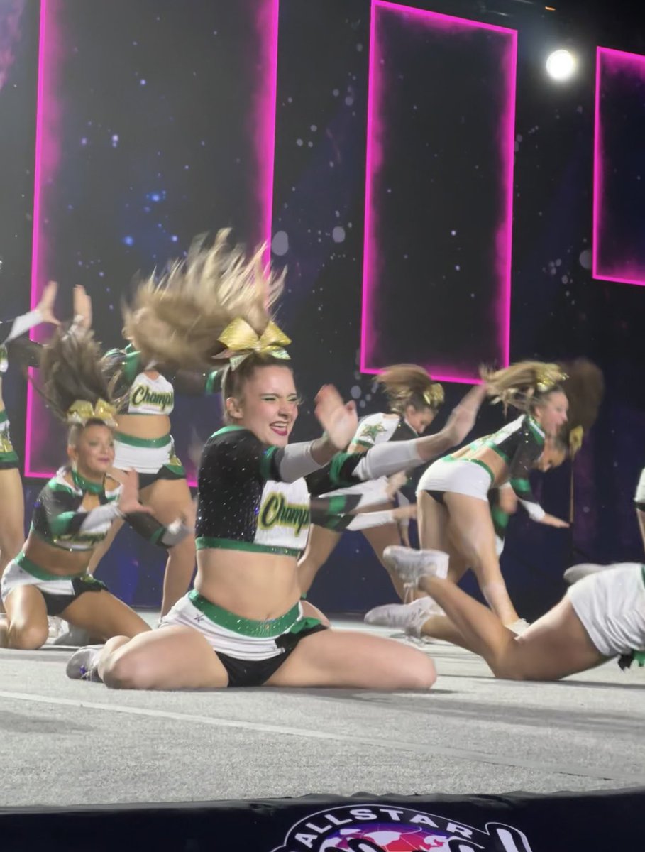 Staci Nutter tweet media