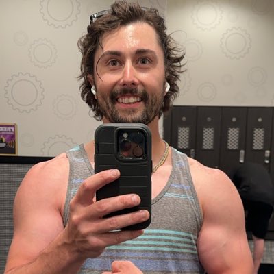 Means3Means's tweet photo. #NewProfilePic https://t.co/81Qw9Q3sZ9