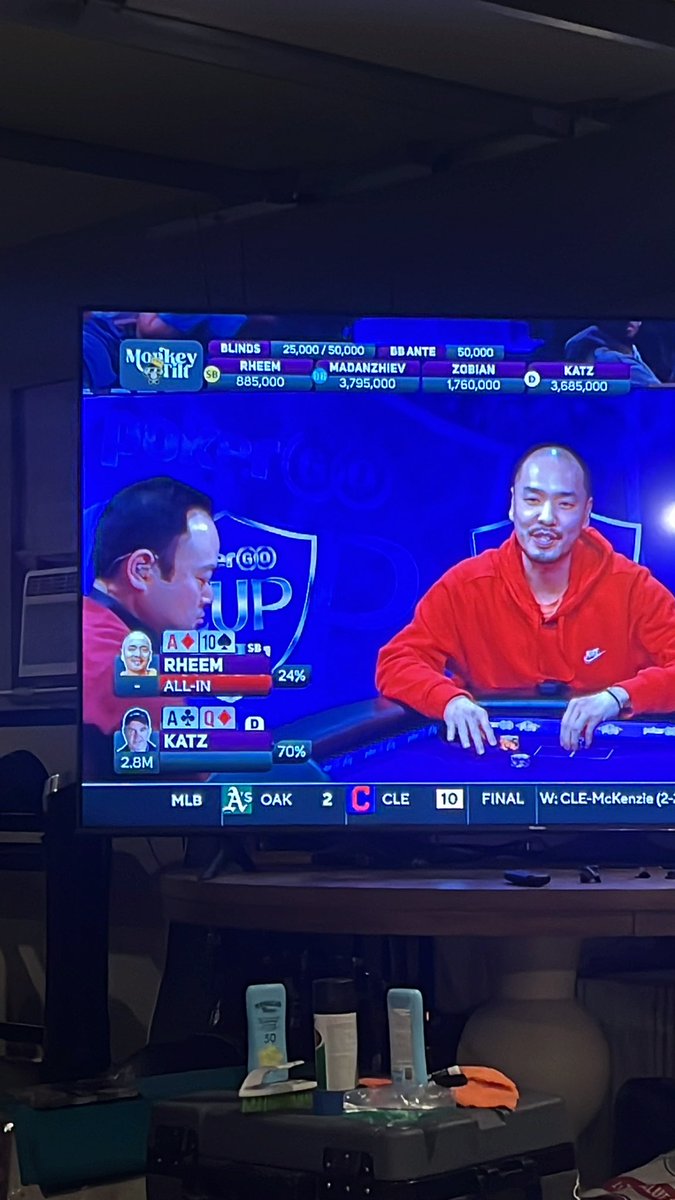 Zachsnider30's tweet photo. @BarstoolBigCat are you aware of this menace of a poker player ? https://t.co/BeDnxveoKM