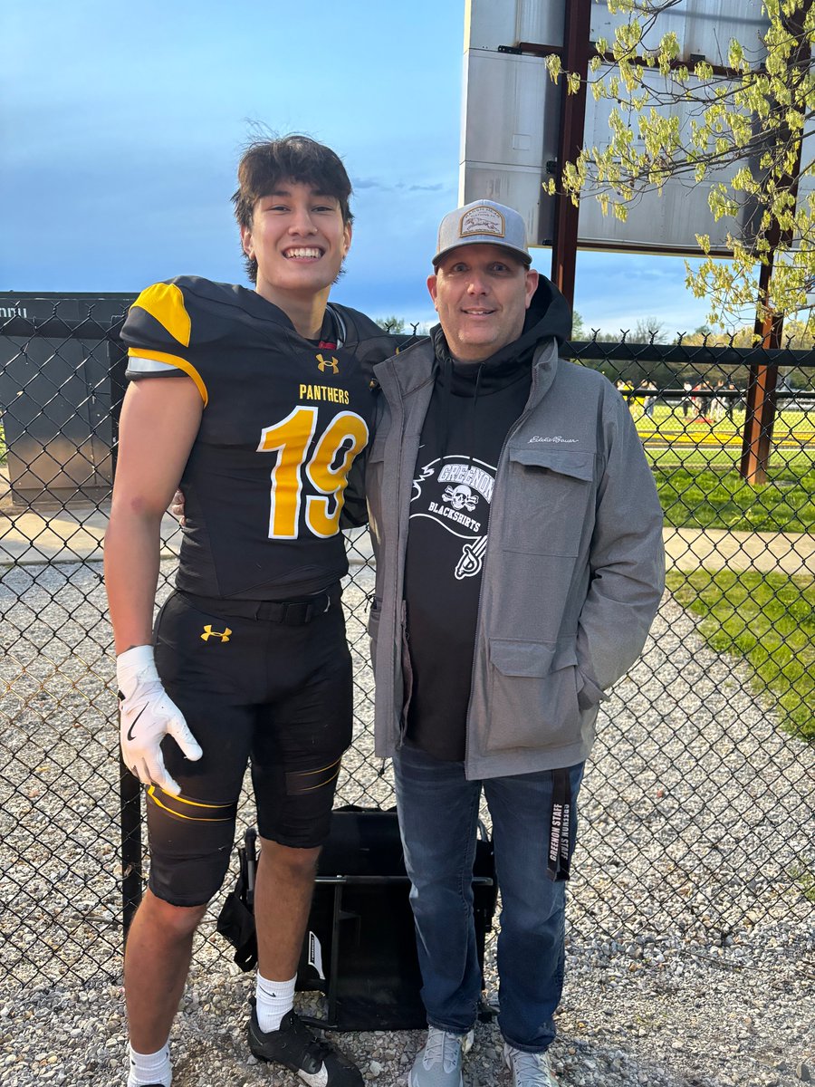 Greenon Knights Football tweet media