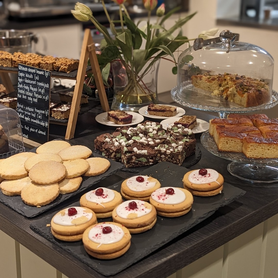 Indulge in a delightful array of freshly baked treats! From scrumptious cakes to buttery biscuits and fluffy scones, our Bistro has something to satisfy every sweet tooth. Come on in and treat yourself to a delicious afternoon delight! 🍰☕ #bistro #treats #balhousiecastle