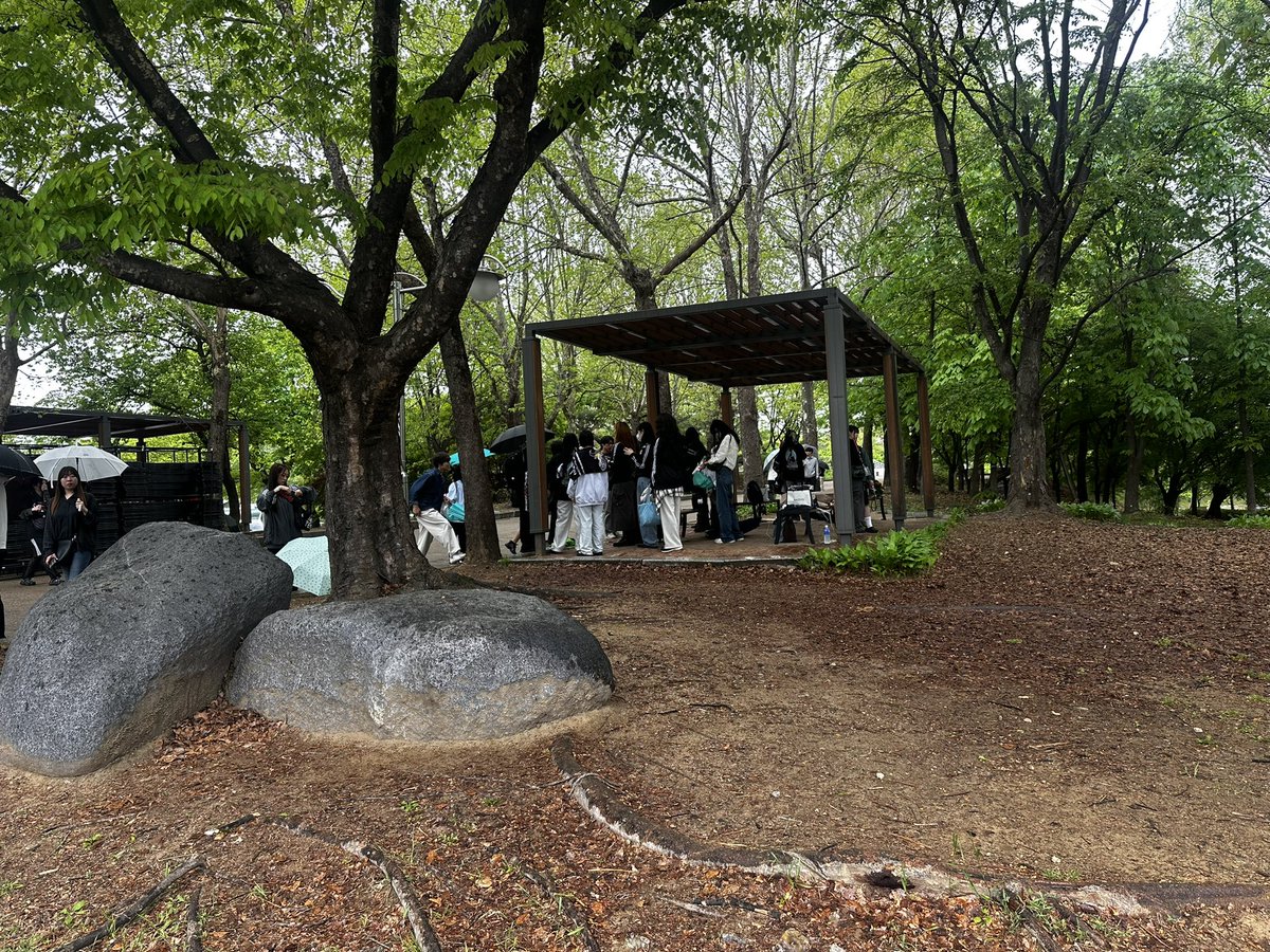 現在チケット有無に関係なくスローガン配布しております！ぜひお受け取りください！