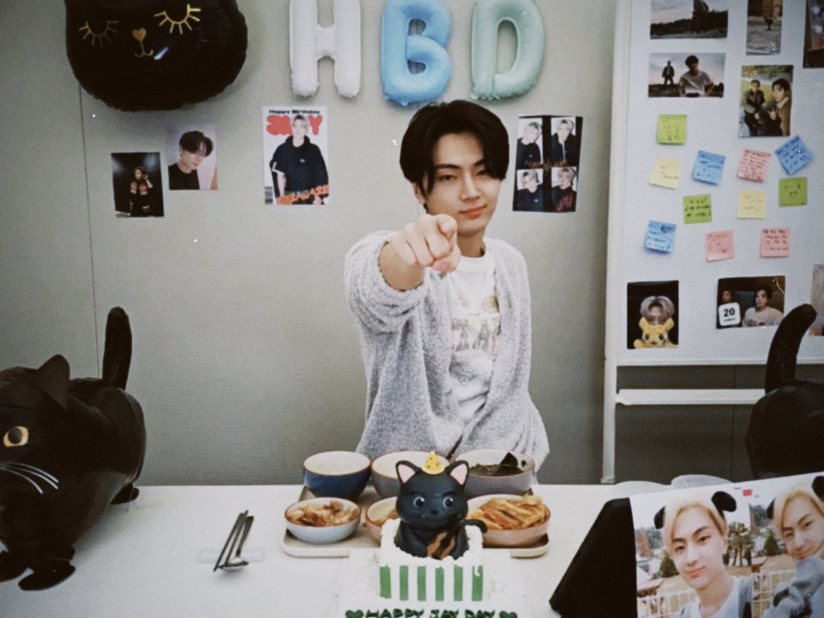 happiest birthday our jay 🥳🎂