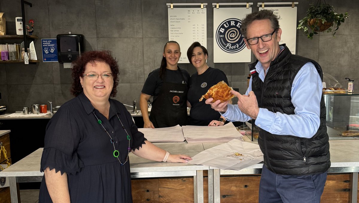 Stephen Jones (@stephenjonesmp) on Twitter photo The added bonus of doing a mobile office in Cringila today was getting a slice of Peces sensational Burek. And big thanks to Wollongong Deputy Mayor <a href="/tanbrown1/">Cr Tania Brown</a> for coming along to help with the local council issues. The added bonus of doing a mobile office in Cringila today was getting a slice of Peces sensational Burek. And big thanks to Wollongong Deputy Mayor <a href="/tanbrown1/">Cr Tania Brown</a> for coming along to help with the local council issues.