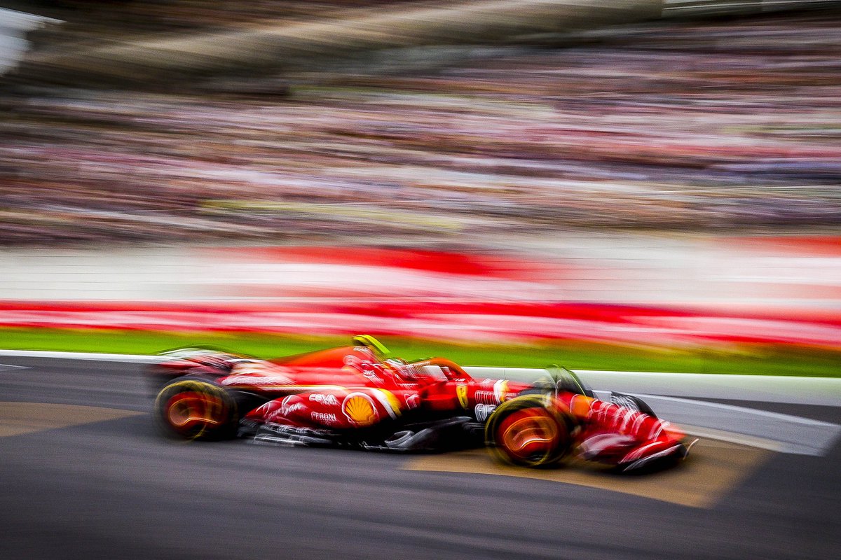 Off we go to Q2 ✅ @Charles_Leclerc - P2 @Carlossainz55 - P4 #ChineseGP 🇨🇳​ #F1