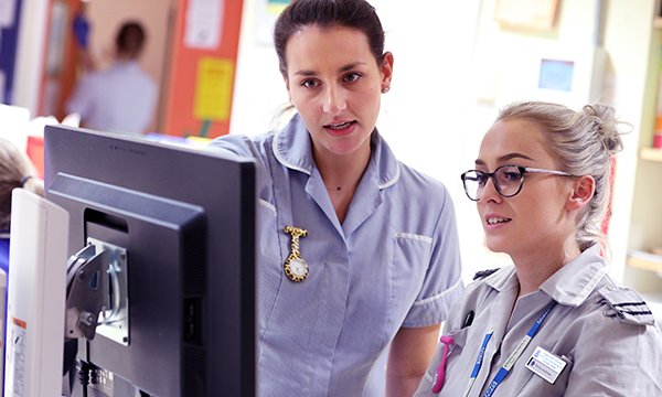 Patient handover: a guide for nursing students Get some practical advice on how to get your first handover right, including what information to include. rcni.com/nursing-standa…