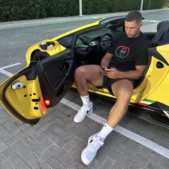 Would u ride with me ? 😏 https://t.co/97DgQQZaws