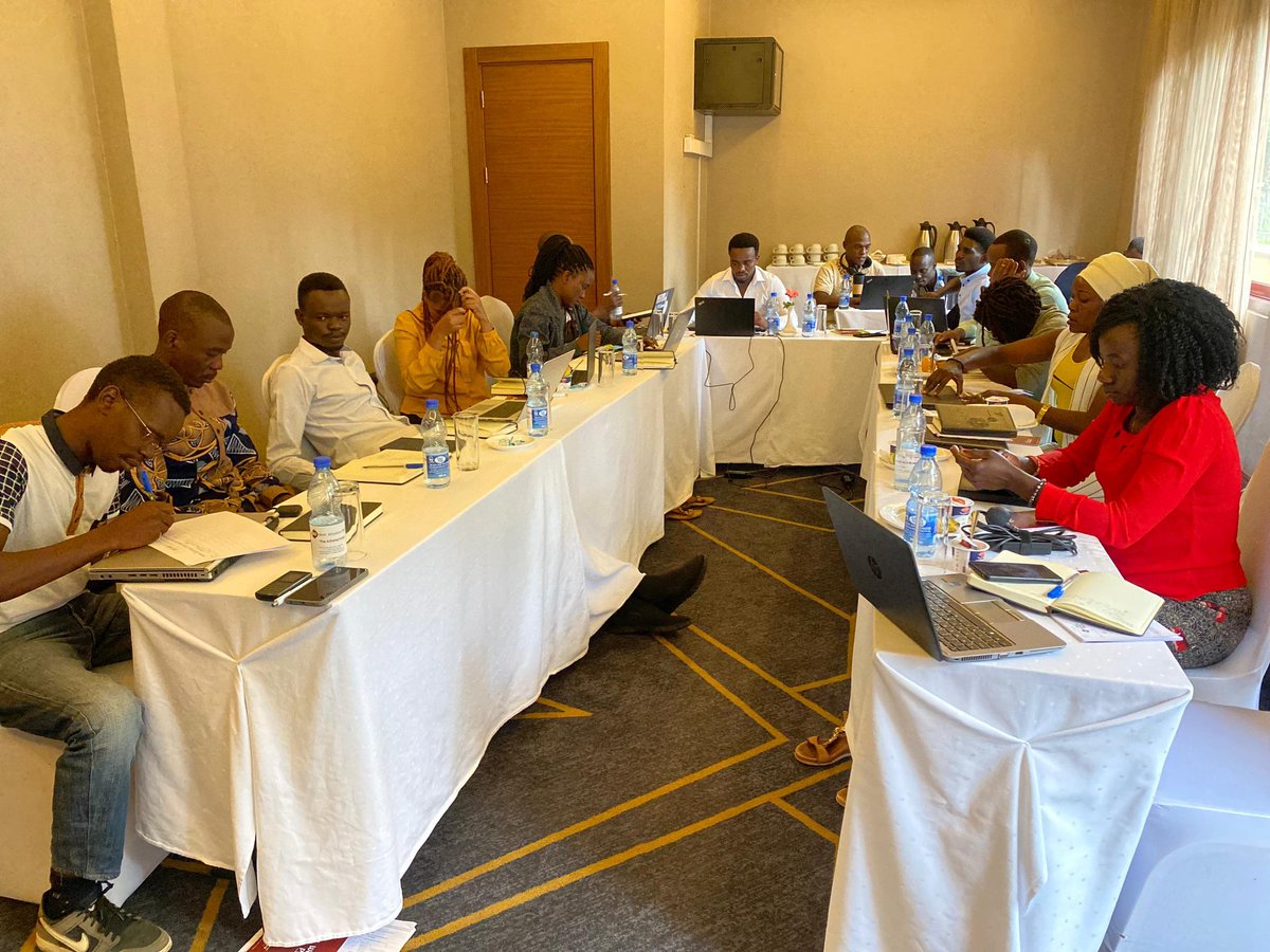 RefineryOil's tweet photo. Our staff @ruby_256 attended a one week #SAFETAG security audit training organised by @DefendDefenders. Staff capacity building in security analysis is key for the safety of organisations assets and data. https://t.co/QqjP3NzSAR