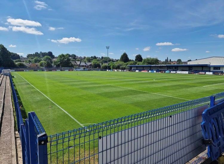 We'd like to wish @halesowentownfc good luck as they take to the pitch at The Grove for the final time this season and welcome St Ives this afternoon. 

#UpTheYeltz 💙 

#Mapei #ProudSponsors #Halesowen

#football #NonLeagueFootball