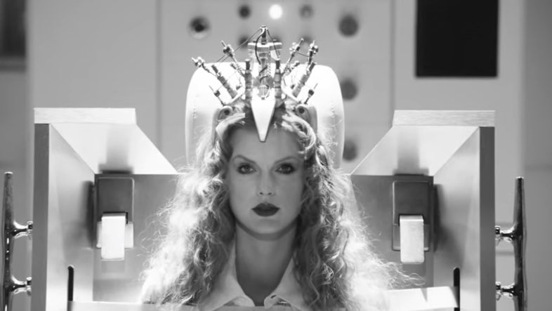 turiyaa's tweet photo. tortured ardras department 🌪️⚡️
themes of erasing memories of your ex-lover

taylor swift- ardra moon
ariana grande - ardra sun https://t.co/aVjx5CN4L4