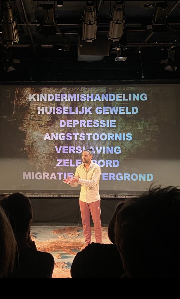 Marjolein 💋💄🚘 tweet media