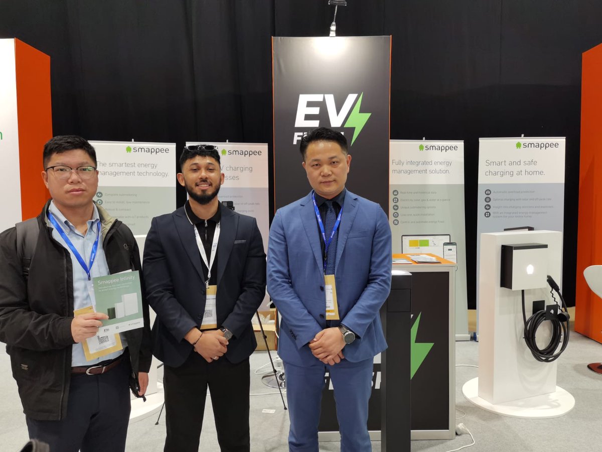 ev_flash's tweet photo. If you couldn't make it to the event but are interested in our solutions, please don't hesitate to reach out. We're excited to explore how we can support your sustainable energy needs. Stay tuned for more updates, and we hope to see you again at the next event! https://t.co/ErFUhNx2cu