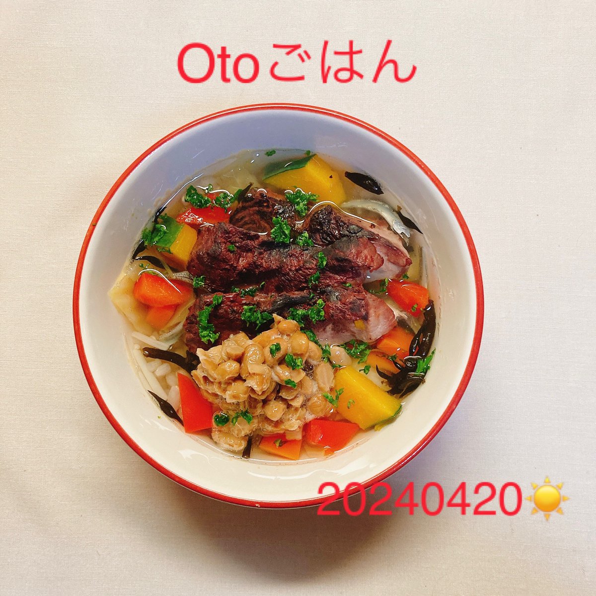 MINTHOUSELtd's tweet photo. 銚子産のキハダマグロの血合い🐟
新鮮で嬉しい
量が少ないので、フライパンで焼き焼き♪

残った分は、小分けして冷凍保存

#まぐろの血合い
#犬の手作りごはん
#犬ごはん
#左手生活32日目 https://t.co/ygyWLd1bde