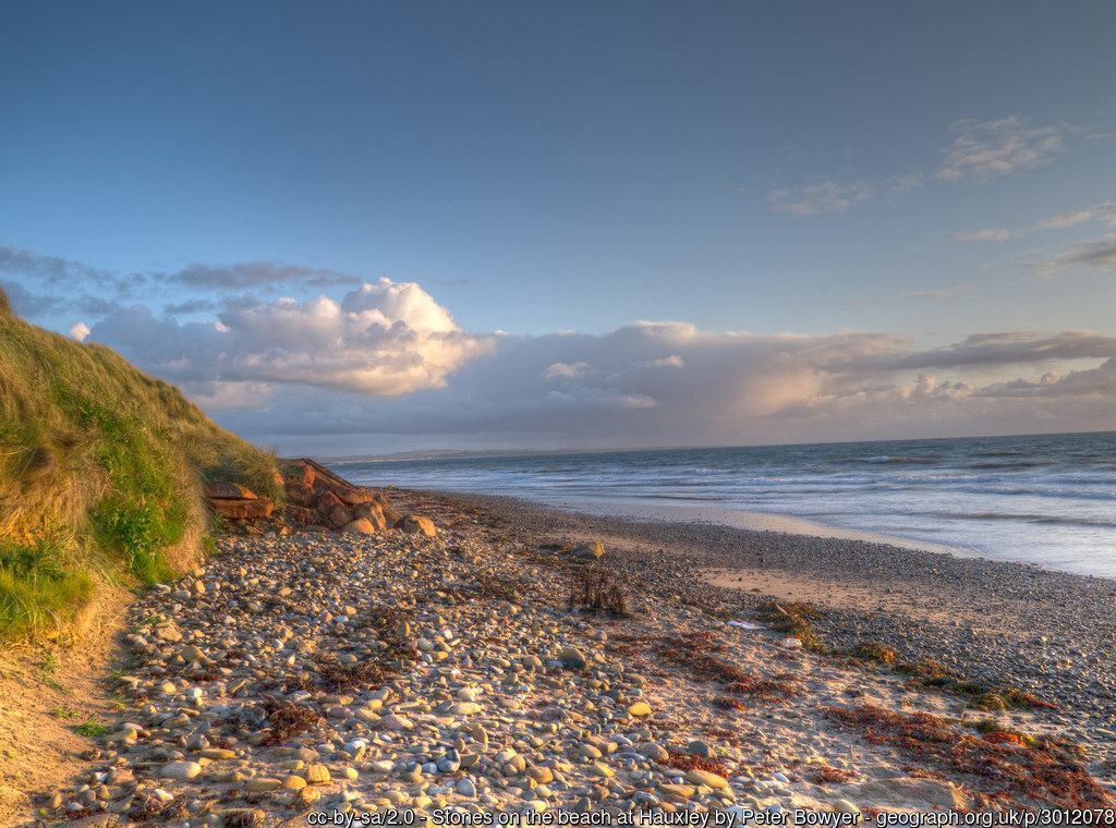 Picture of the Day from #Northumberland, 2012 #beach #Hauxley #coast #stones geograph.org.uk/p/3012078 by Peter Bowyer