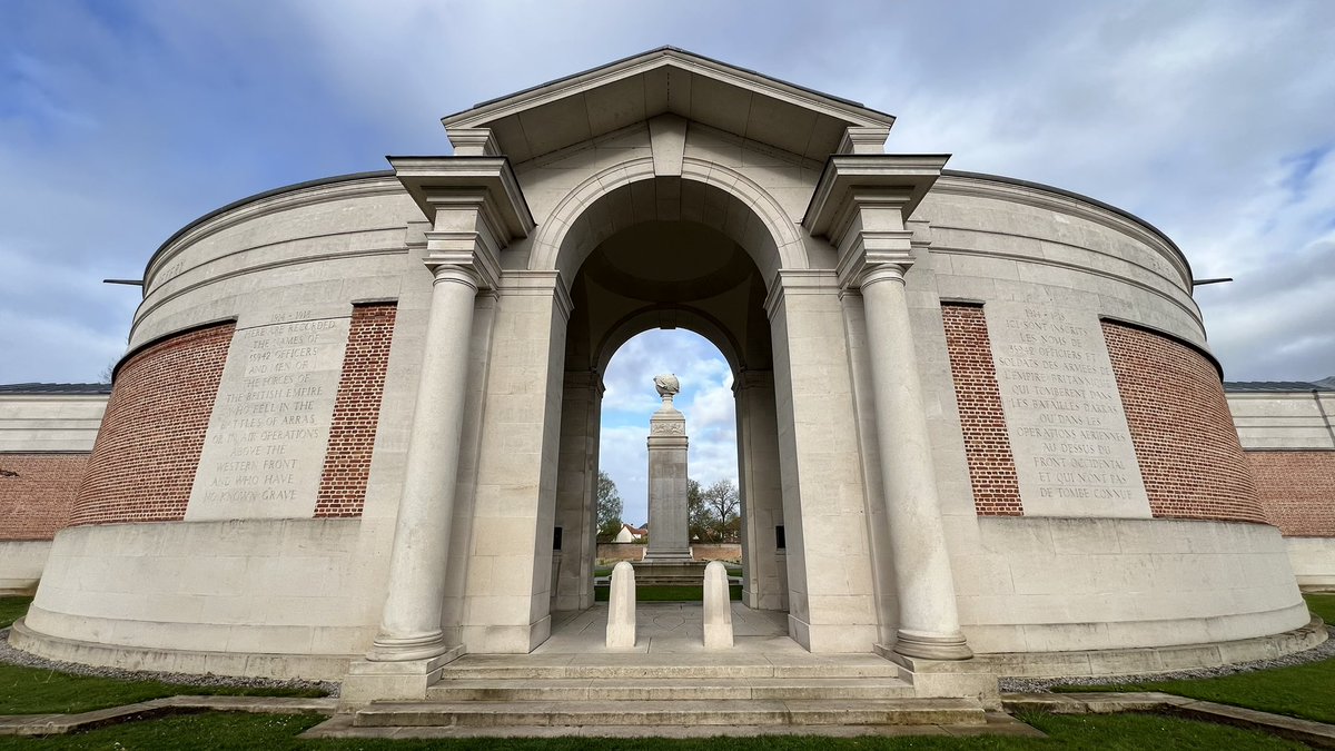 Podcasting for @OldFrontLinePod at the Arras Memorial this morning.