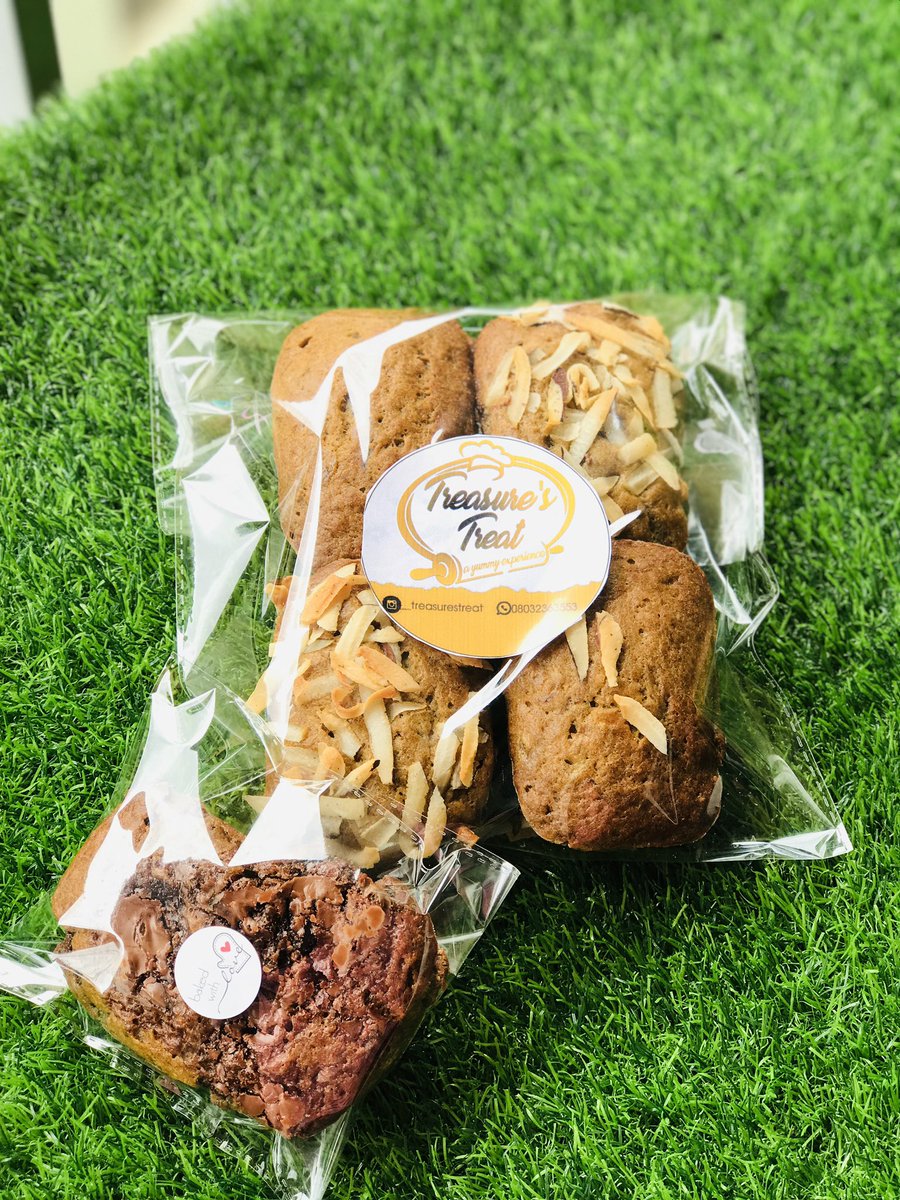 treasurestreat's tweet photo. Free mini🥳💃

Do you now that you will enjoy a free mini when you order banana bread today and on Monday?😌🤗

You snooze you lose o🗣️🔈

Send a dm now!!!🤤🤭

Pls help retweet 🙏❤️ https://t.co/8EVkxqc6lP