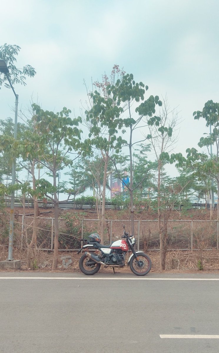 Cloudy weather+Bike ride with your favorite playlist 😍>>>>>> Heaven 

Hyderabad 🔄  Raichur