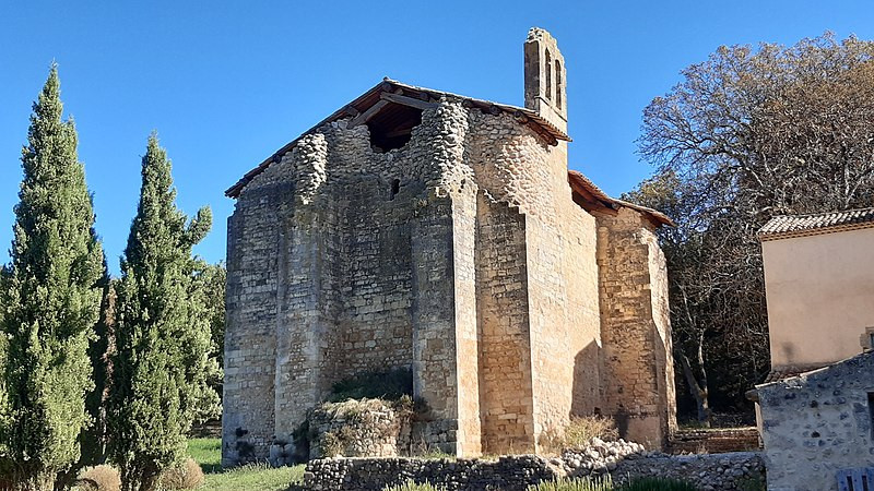 MonumentumFr's tweet photo. Chapelle Saint-Apollinaire à #Puimoisson (#AlpesDeHautesProvence) Construction XIIe siècle, XIIIe siècle. Chapelle Saint-Apollinaire (cad. C 229) : classement par arrêté du 2 juin 1976.
Suite 👉 https://t.co/MVlrGzqQFP
#Patrimoine #MonumentHistorique https://t.co/feXeyUL2rY