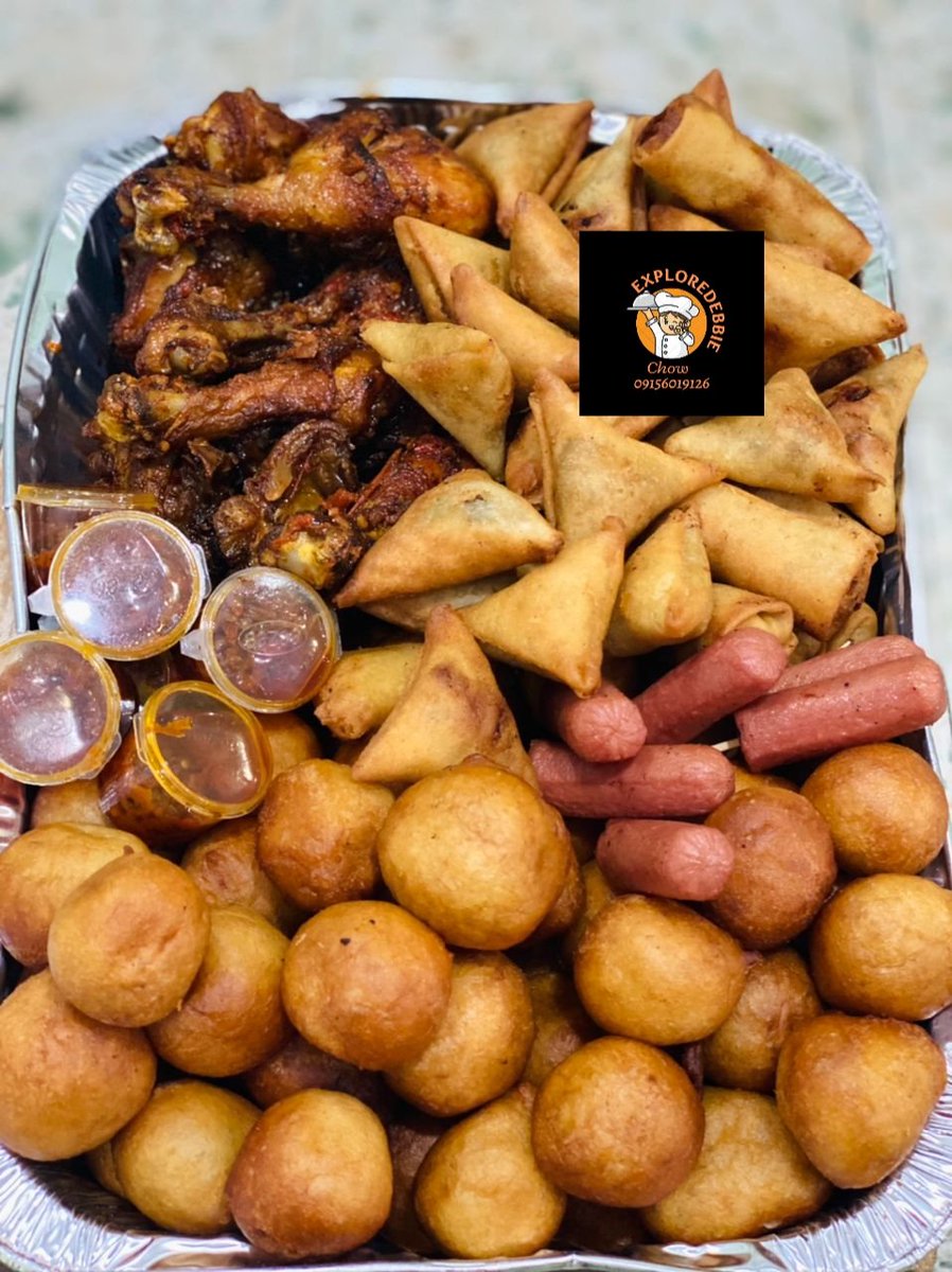 Weekend! = small chops day!🎉😉 Small chops is available today as usual, we have packs from N3k and above. Delicious and rich. Please don't go and buy samosa and springroll that isn't rich when we are here o😭 We deliver to anywhere within Portharcourt. Order: 09156019126