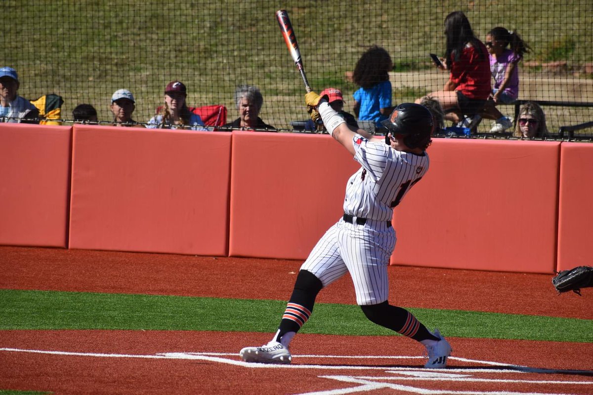 Regular szn stats 

22-55 .400 2 HR, 5 3B, 4 2B

14.5 IP 32K’s 5H 

1.000 FPCT 21 TC