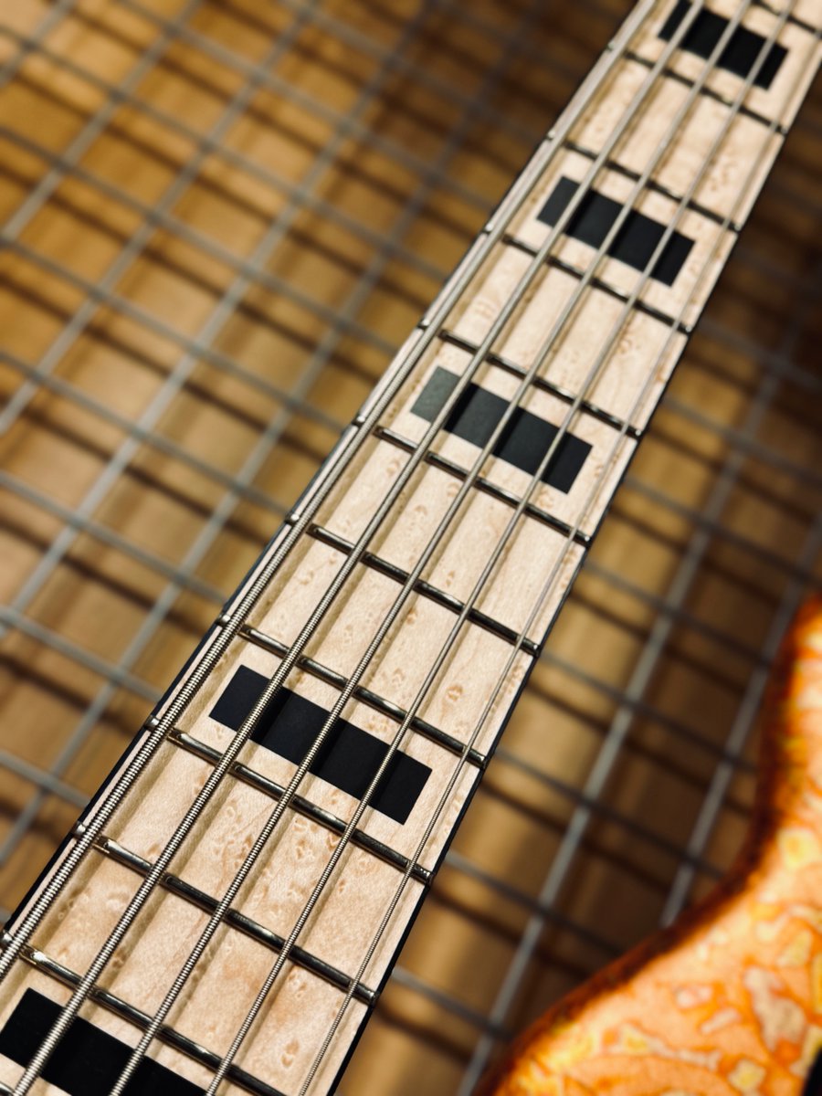 bassstation_akb tweet picture