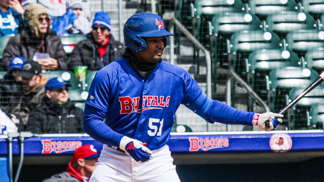 All five of #BlueJays No. 2 prospect Orelvis Martinez's homers this year have been hit 100+ mph. MLB’s No. 81 prospect recorded his 12th professional multihomer game Friday, bumping up his slash line to .317/.368/.667: atmlb.com/3xBK947