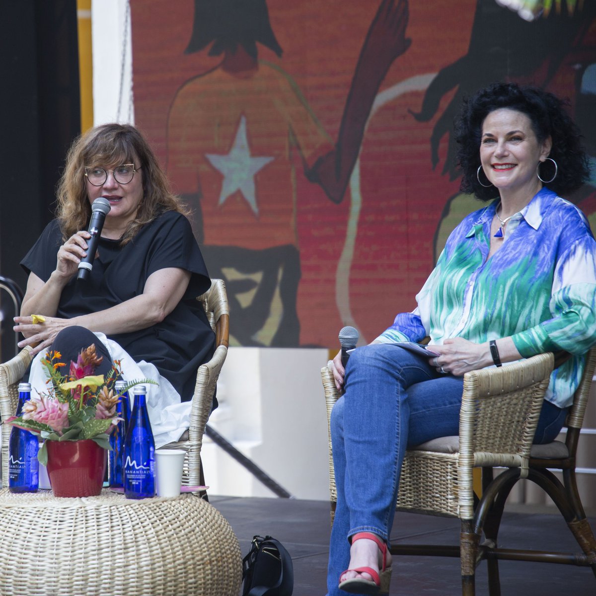 CFCECartagena's tweet image. 🎬 #FICCI63 | En el @CFCECartagena seguimos disfrutando del cine y su magia. La agenda académica del @_FICCI_ avanza con diálogos sobre innovación, cine experimental en el Caribe🇨🇴, género, #GabrielGarcíaMárquez y conversaciones entre directores de #Iberoamérica y el mundo.

🧵👇