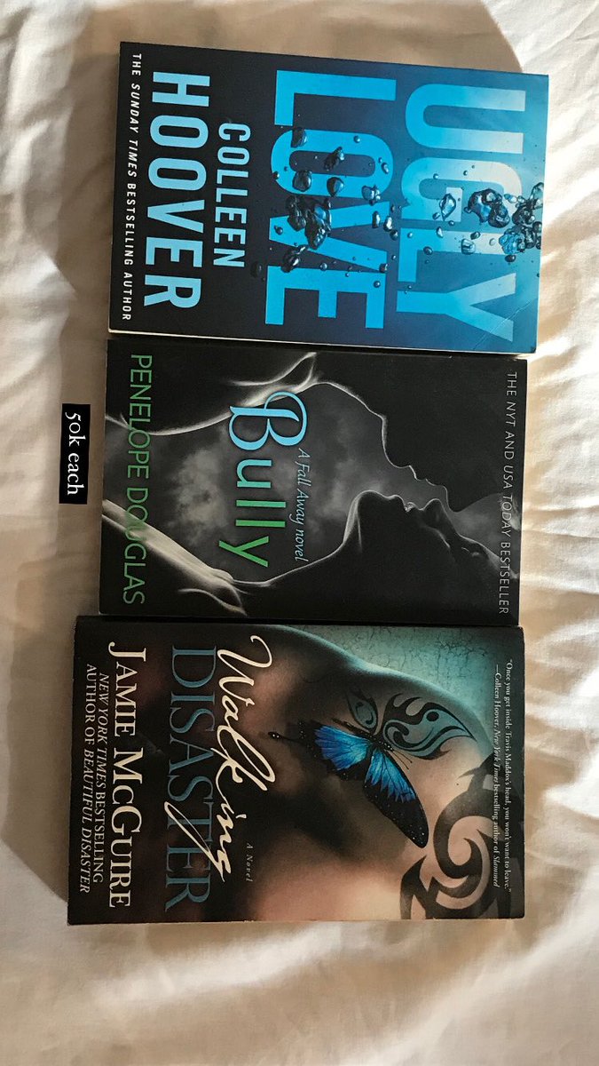 smartcrazysist's tweet photo. wts books
indo, eng + ori. 

#zonauang #preloved https://t.co/9UbHlZiKFM