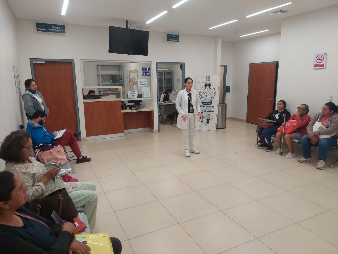 CoordHospDon's tweet photo. Si deseas ser donante de órganos puedes registrarte en https://t.co/sEcL2OFuRr  No olvides platicarlo con tu familia.  #RegalaVida #HGZ33 #IMSSNayarit #DonaÓrganos #SeUnHeroe #donarsalvavidas💗 #ChineseGP https://t.co/K8dTIBAa2h