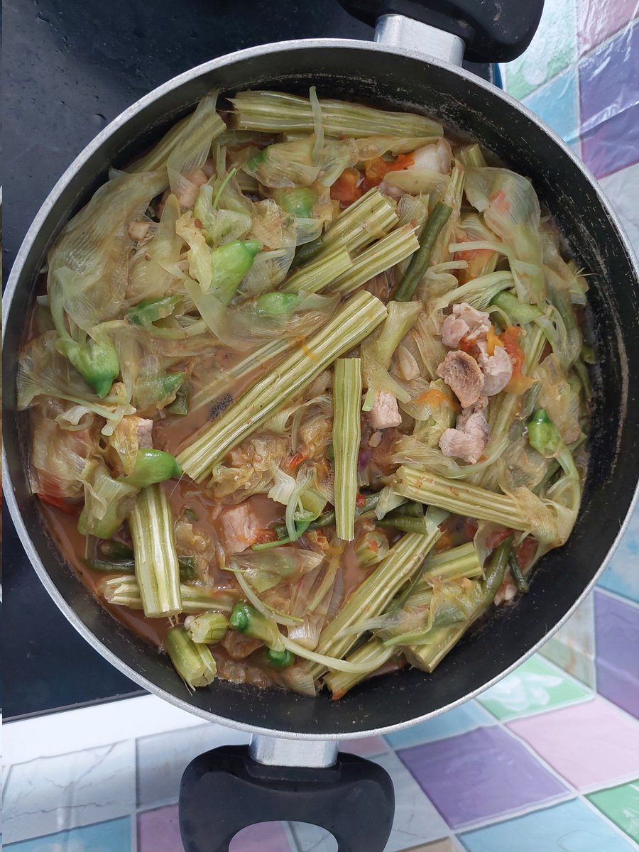 Just_JR0503's tweet photo. #Pakbet (again) for lunch, mangan! π½π https://t.co/l08qbb5NnJ