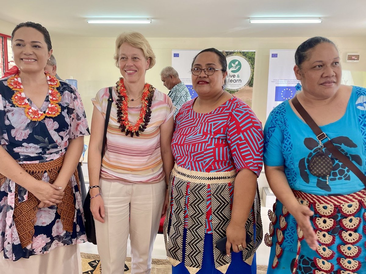 Thank you to Live & Learn Tonga for organising an insightful visit to communities benefiting from the new 🇪🇺funded climate resilience project, focusing on water and sanitation and food security in vulnerable communities exposed to sea level rise and flooding. @EUPasifika