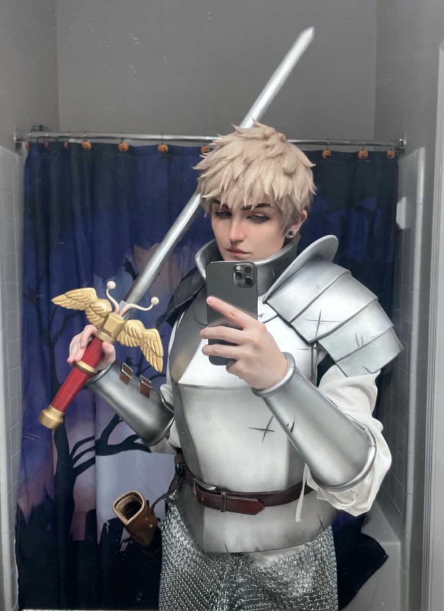 nonbinate's tweet photo. Laois here wondering how delicious your dungeon is 🍽

#deliciousindungeon https://t.co/7uDx403ToB