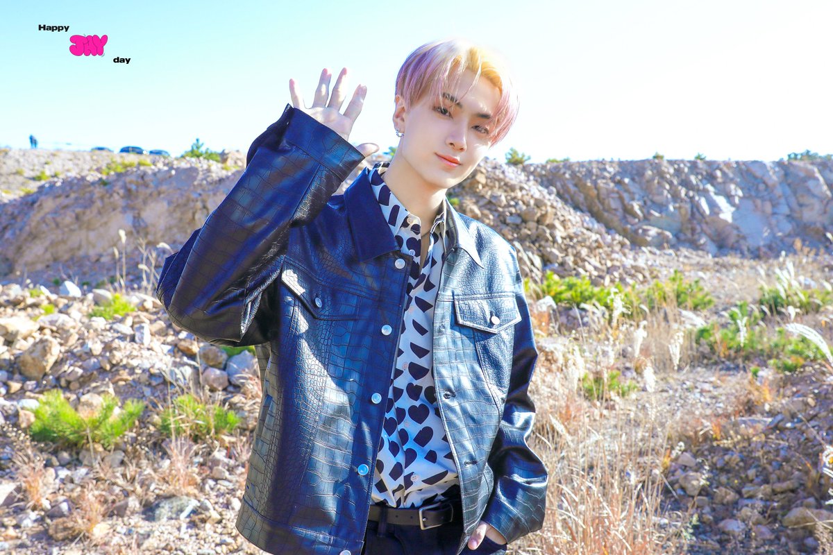 enhypenweverse's tweet photo. [PHOTO] 240420

Happy JAY Day Mini Memories 🎂

(1/3)

@ENHYPEN_members @ENHYPEN #ENHYPEN #엔하이픈 #JAY #제이 https://t.co/ljrNlXFxTZ