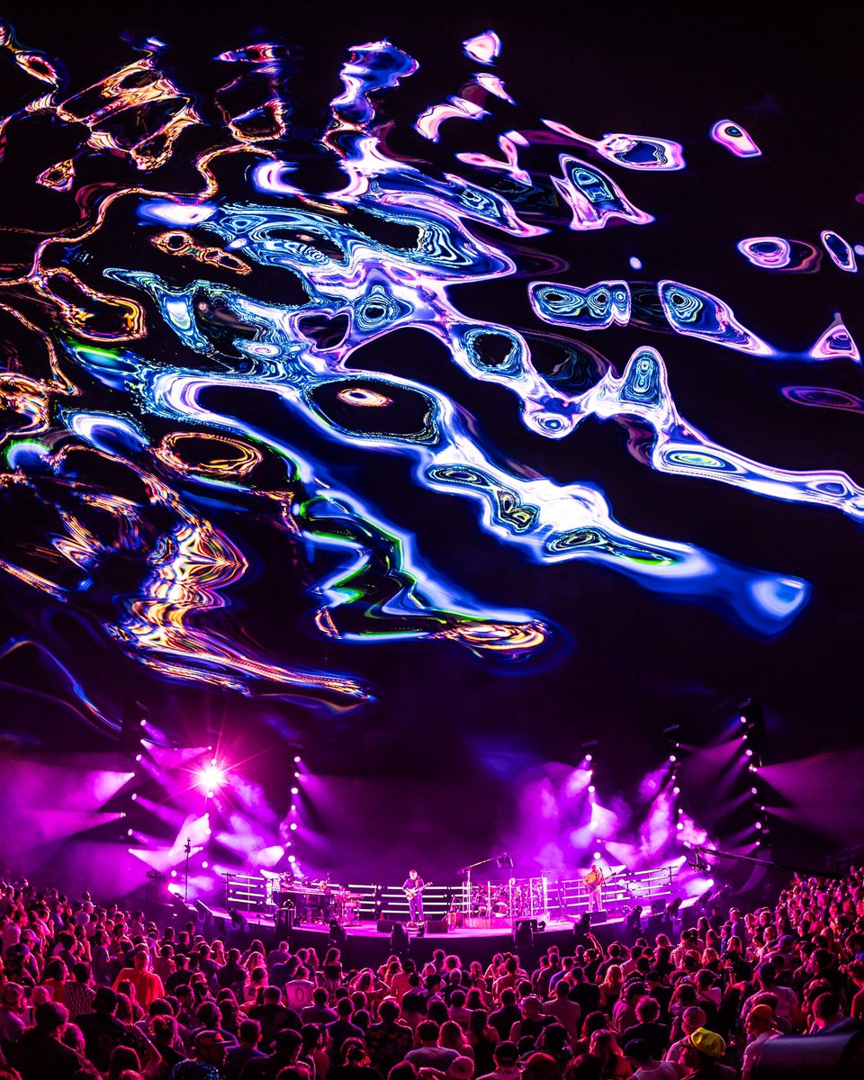 Phish_FTR's tweet photo. 4/19/24 Las Vegas, NV
📷 @AliveCoverage https://t.co/o1WT37RmN9
