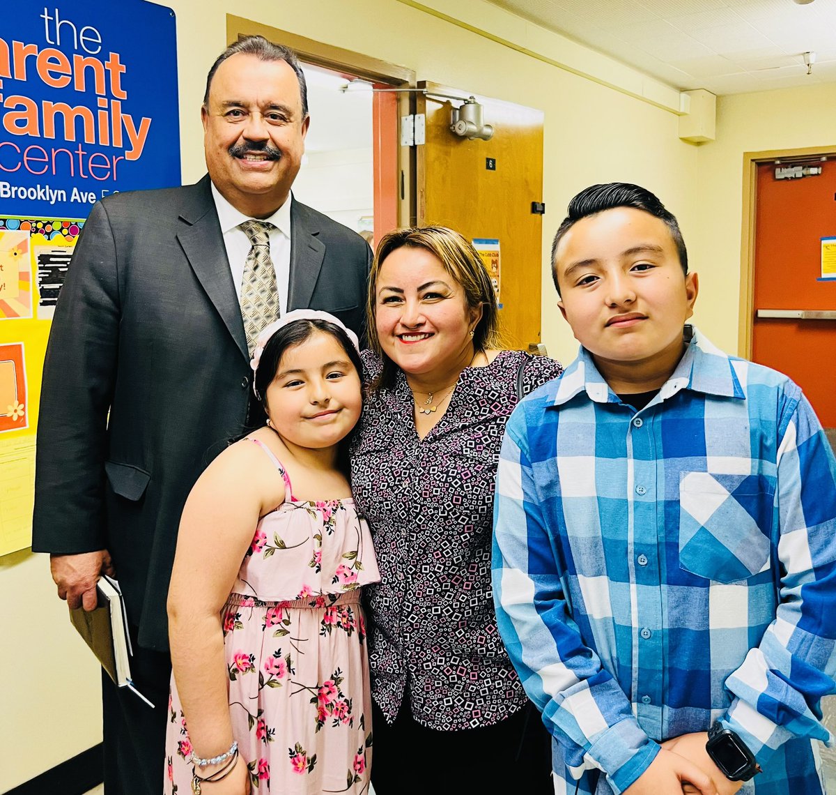 Celebrating Brooklyn Avenue School’s Gold Award for PBIS, the first school at @LASchools to achieve this honor. Plus, we had the opportunity to join the ribbon cutting for the new Parent & Family Center and wellness room. 🎉 #CommunityPride #EducationExcellence