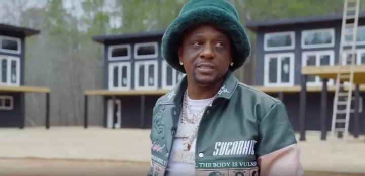 @BOOSIEOFFICIAL Shows Off ‘City’ He Built for His Kids in #Georgia xxlmag.com/boosie-city-bu…