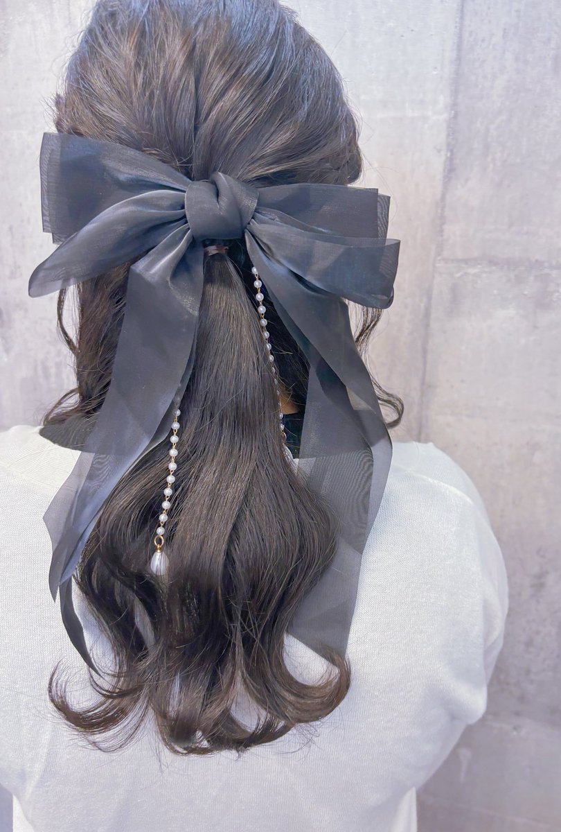 1girl solo long hair shirt brown hair hair ornament bow  illustration images