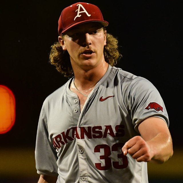 Hagen Smith continued his reign of dominance with an 11-strikeout performance across six innings against the No. 20 South Carolina Gamecocks in the Razorbacks' series-opening victory on Friday night in Founders Park. #WPS #Arkansas #Razorbacks (FREE): 247sports.com/college/arkans…