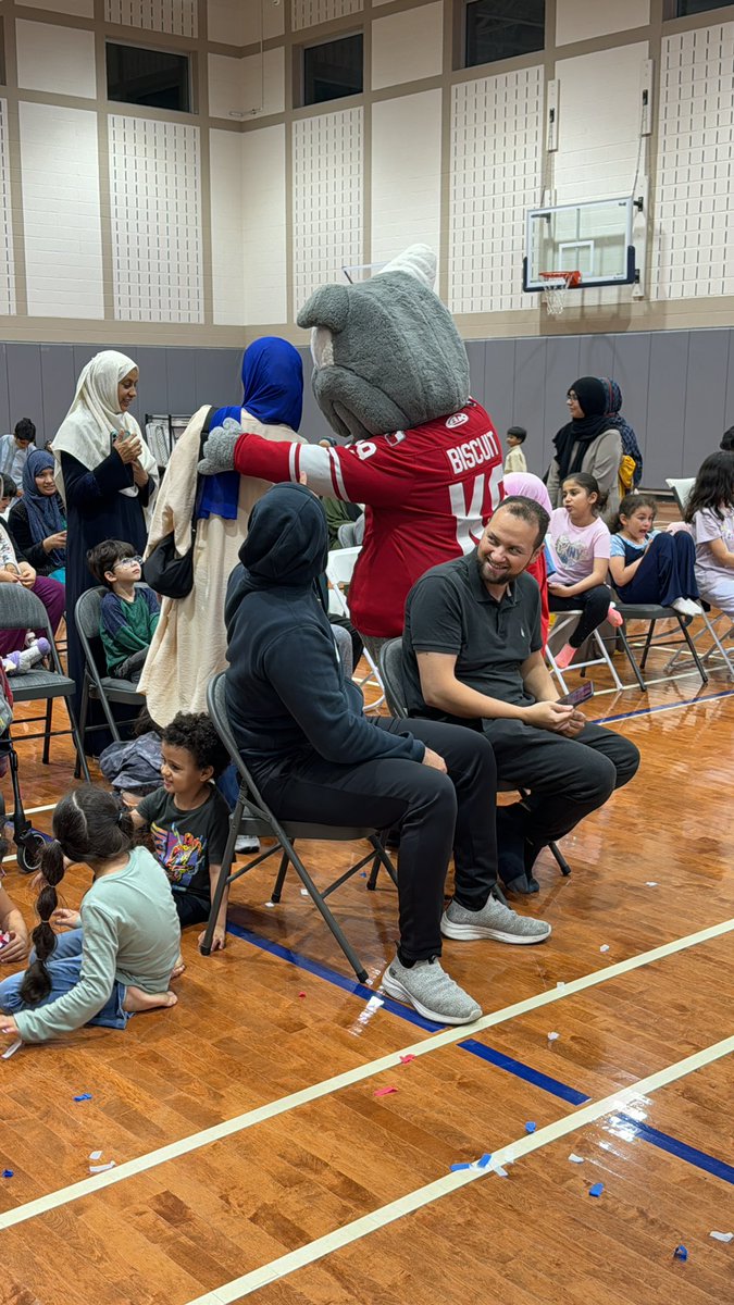 We had a great time tonight with Islamic Association of Allen! #hockeyisforeveryone #kahootfamilynight