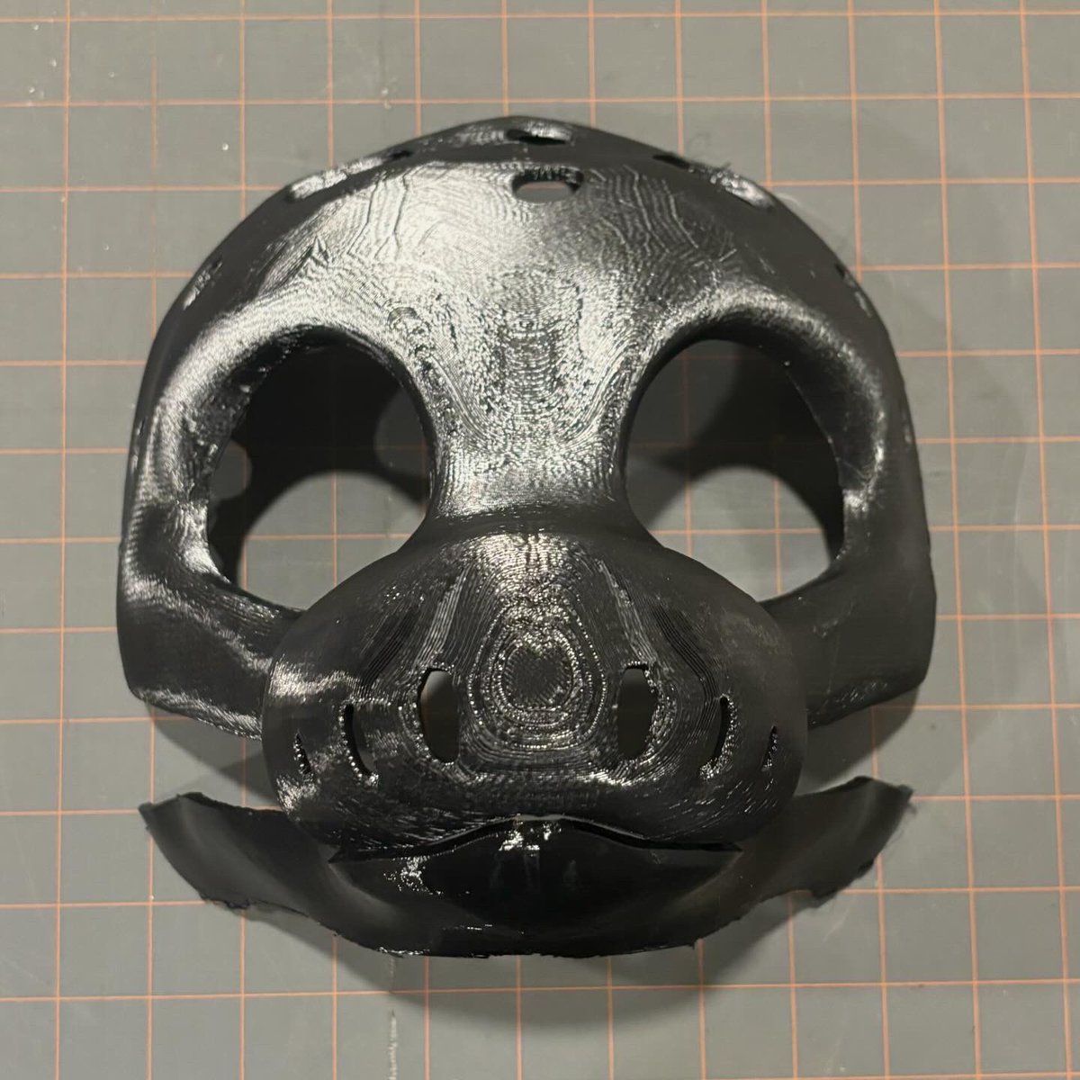 BitingBatStudio's tweet image. Starting a new project! This will be my own character, Battery the bat… thing. 🦇

I’m going to build on a 3d printed zabacostumes base and I’ll try to post updates as I go!! :)

#batfursuit #fursuitmaker #fursuithead #3dprint