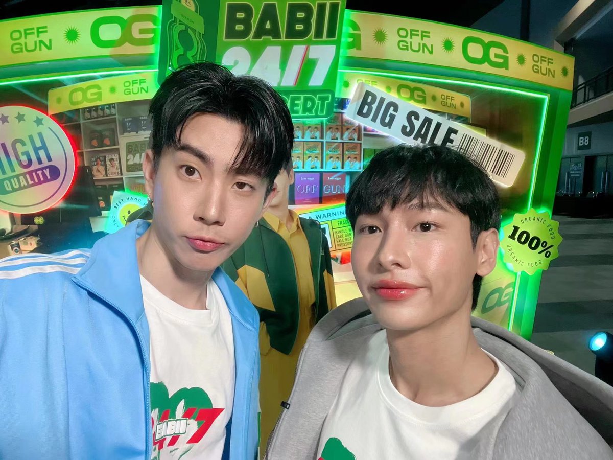 OG20220506's tweet photo. 演出顺利！！！#BABII247Concert https://t.co/zTxaLfJYWb