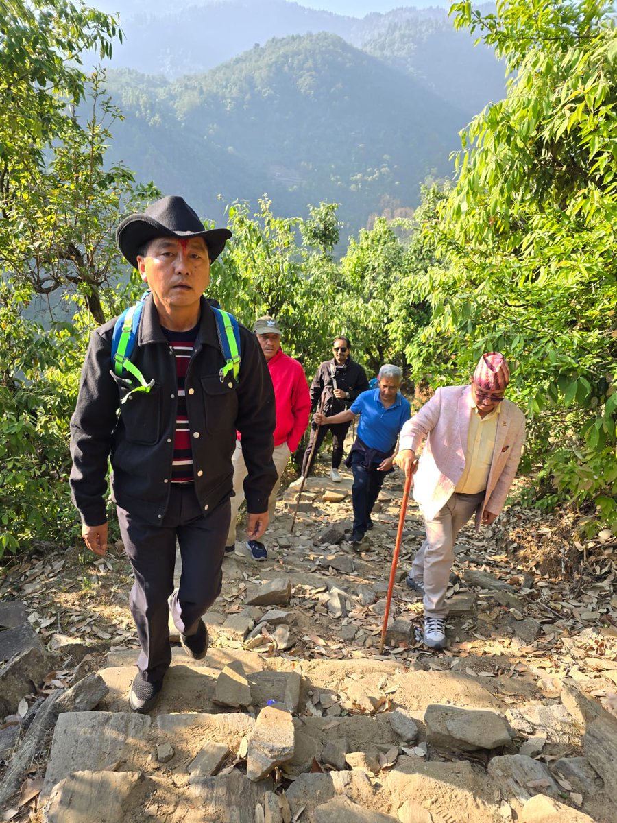 बझाङ आएको अवसरमा खप्तड तर्फको यात्रा.....