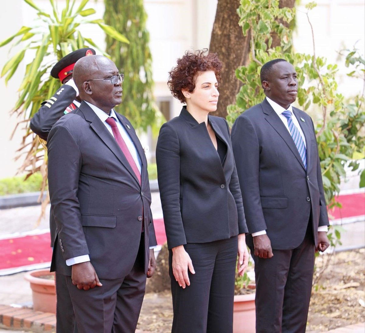 Η Πρέσβης της ΚΔ στη Δημοκρατία του Νοτίου Σουδάν, με έδρα το Κάιρο, Πόλυ Ιωάννου, επέδωσε τα διαπιστευτήριά της. 📝 tinyurl.com/hstdayx4 The Ambassador of #Cyprus to South Sudan, with residence in Cairo, Ms Polly Ioannou, presented her credentials. 📝 tinyurl.com/78ryp3z2