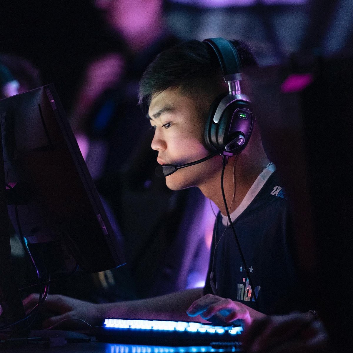 delmirojunior's tweet photo. Global Esports Tour Rio 2024! #GETRIO
@esportsgetrio no Maracanãzinho com @FURIA e @MIBR
📷 @delmirojunior
#cs #photopremium #imprensa #press #photo #maracanãzinho #mibr #furiagg #torcida #counterstrike #getrio2024 #worldconnected #globalesportstour2024 https://t.co/bmgVLPaEx0