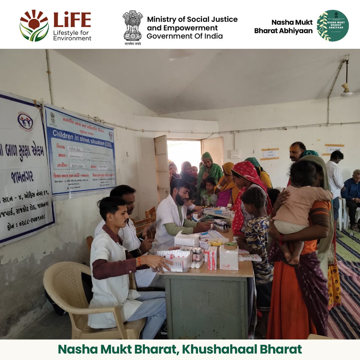 Under NMBA, a community health camp and a public awareness program on substance use disorder was organised in Jamnagar District, Gujarat. @Drvirendrakum13 @MSJEGOI @_saurabhgarg @UNODC @NITIAayog @HMOIndia #nmba #drugfreeindia