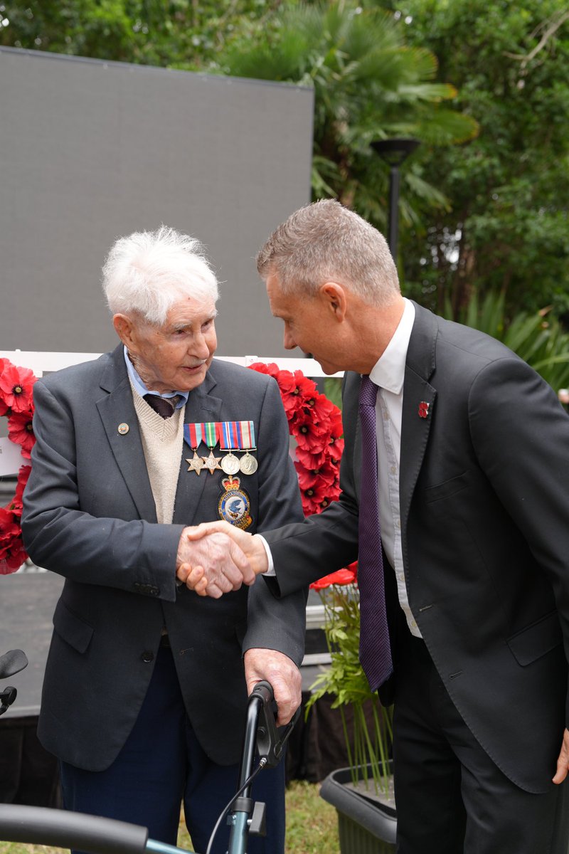 The deeds of the Australian troops in Papua New Guinea are what the Anzac legend is made of. Here at the Kokoda Track Memorial Walkway, we remember the men who fought and died, the locals who supported them and the families who mourn them. Lest we forget.