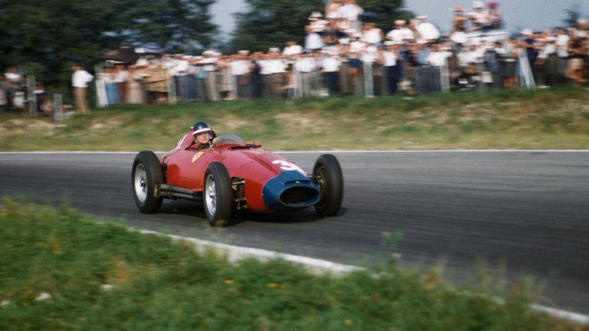 . 🏁Mike Hawthorne 1958 #F1 🏁 Mike Hawthorne, 1958. 🏆 internal-combustion.com/nuvolari/mike-… 🏆 .