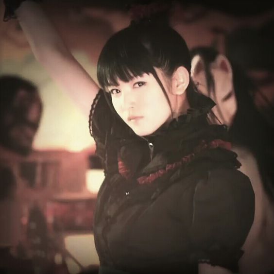 Death stare 😈

#SUMETAL #BABYMETAL